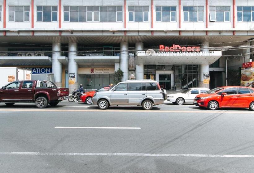 Reddoorz Plus @ E Rodriguez Corner Banawe