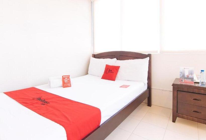 Fotos del hotel Reddoorz Plus @ E Rodriguez Corner Banawe:  18