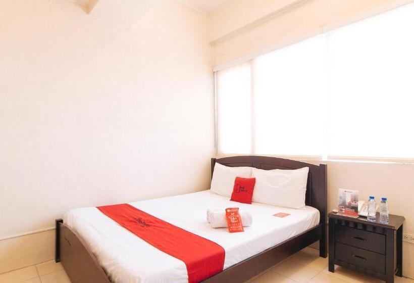 Fotos del hotel Reddoorz Plus @ E Rodriguez Corner Banawe:  9