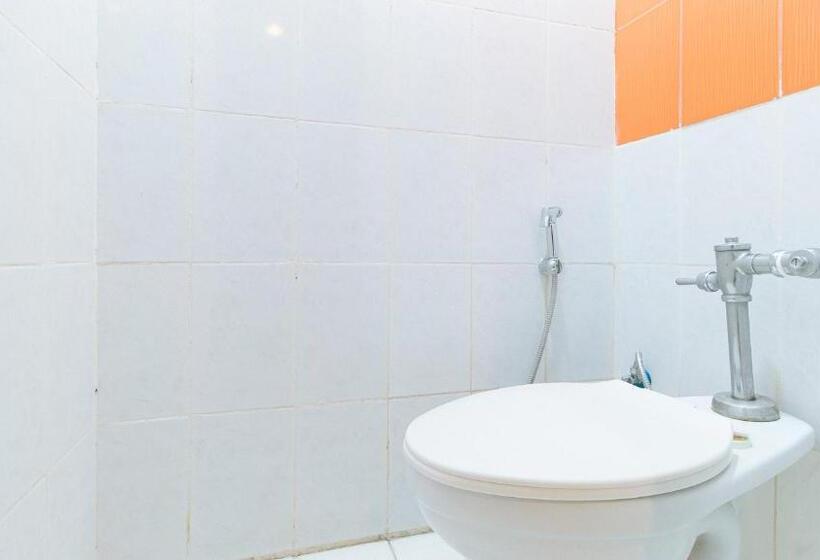 Fotos del hotel Reddoorz Plus @ E Rodriguez Corner Banawe:  3