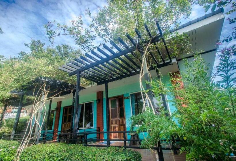 Fotos del hotel Baan Suan Hill Resort:  10