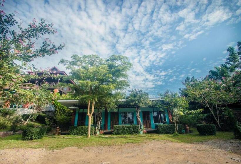 Fotos del hotel Baan Suan Hill Resort:  2