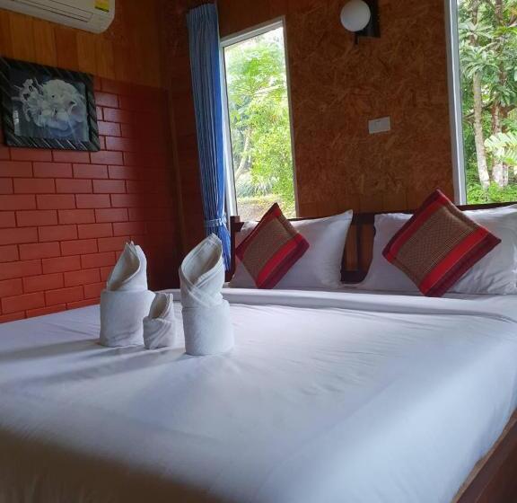 Fotos del hotel Baan Suan Hill Resort:  19