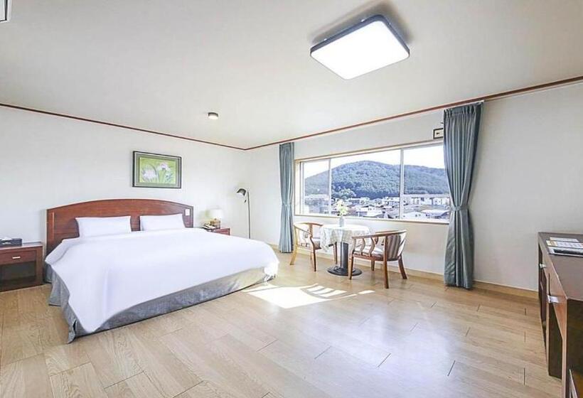 Fotos del hotel Jeju Golf:  2