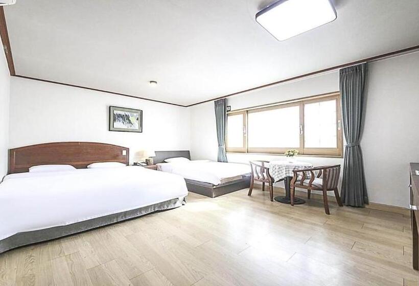 Fotos del hotel Jeju Golf:  4