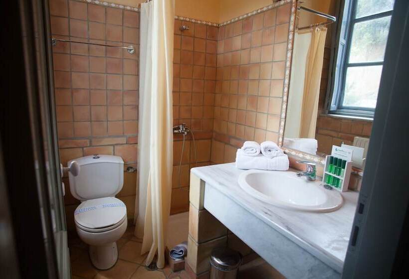 Fotos del hotel Boutique Hotel 1821 En Dolianis:  6