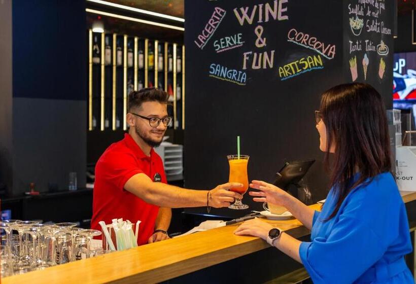 Fotos del hotel Ibis Bucharest Politehnica:  19