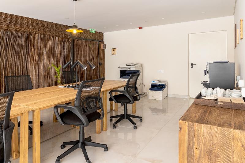 Fotos del hotel Selina Evora:  24