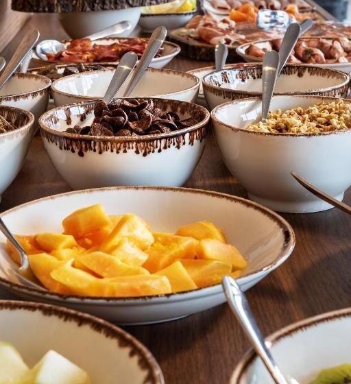 Fotos del hotel Selina Evora:  4