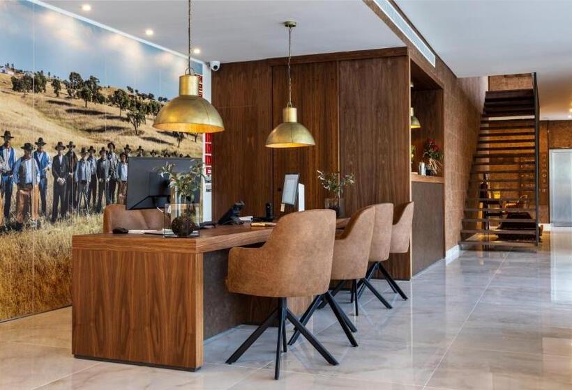 Fotos del hotel Selina Evora:  18