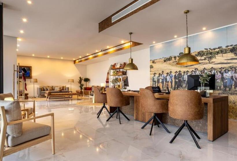 Fotos del hotel Selina Evora:  25