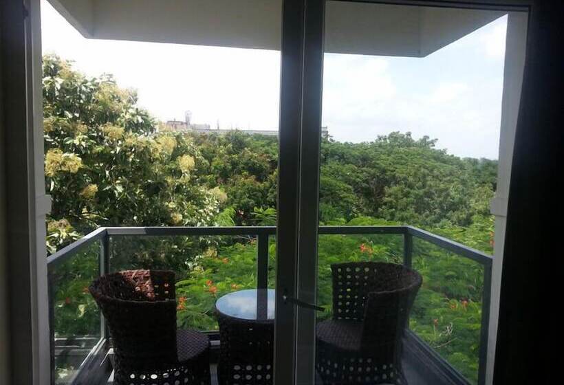 Fotos del hotel Celebrity Resort:  10