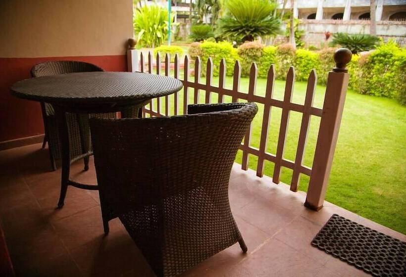 Fotos del hotel Celebrity Resort:  12