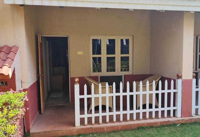 Fotos del hotel Celebrity Resort:  18