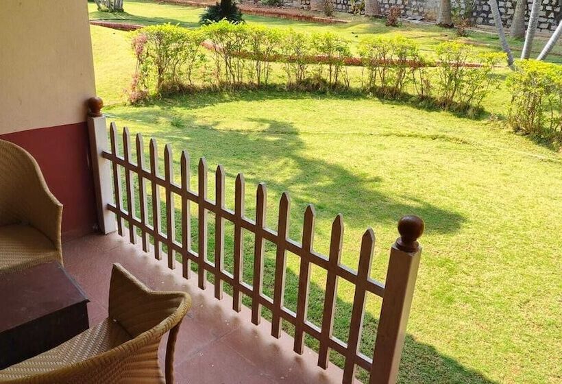 Fotos del hotel Celebrity Resort:  3