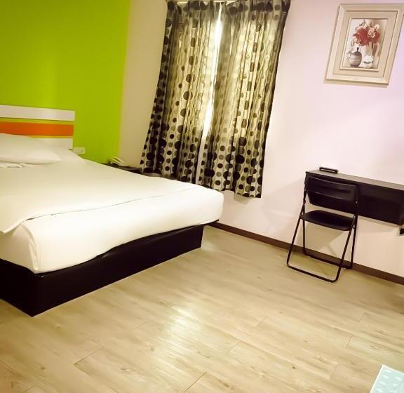 Fotos del hotel Red Orange:  18