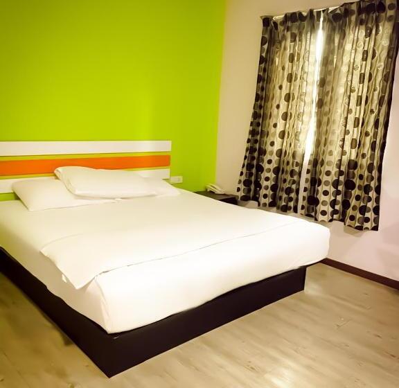 Fotos del hotel Red Orange:  9