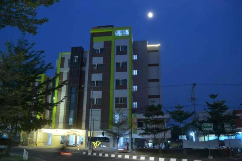 Horison Kota Lama Semarang