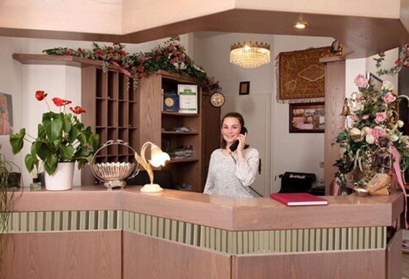 Fotos del hotel Astoria:  3