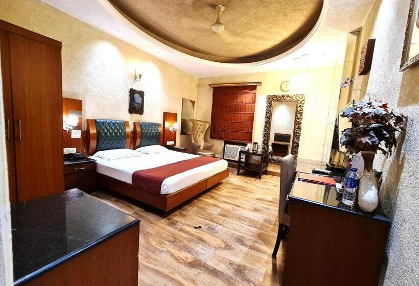 Fotos del hotel Royal Castle Grand:  22