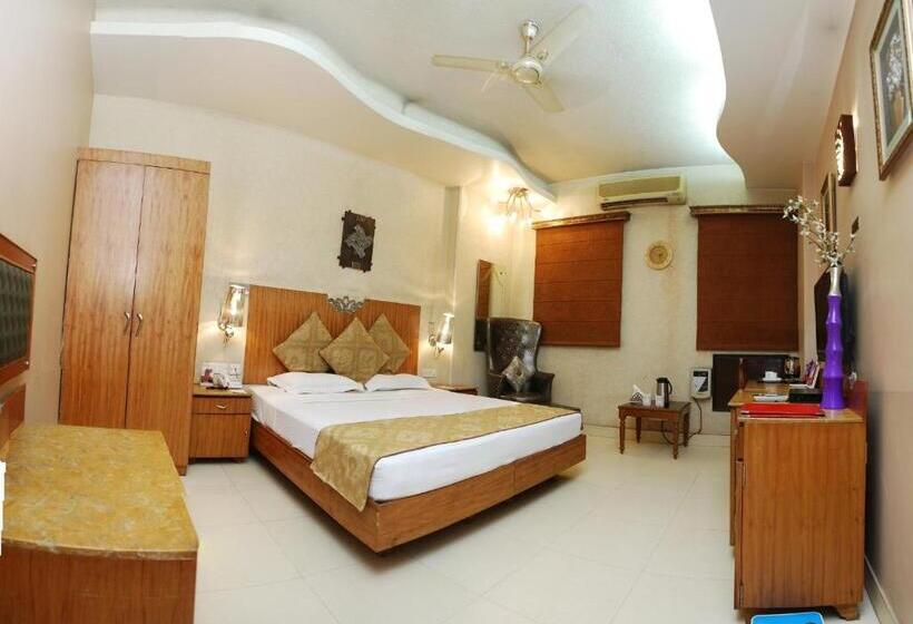 Fotos del hotel Royal Castle Grand:  16