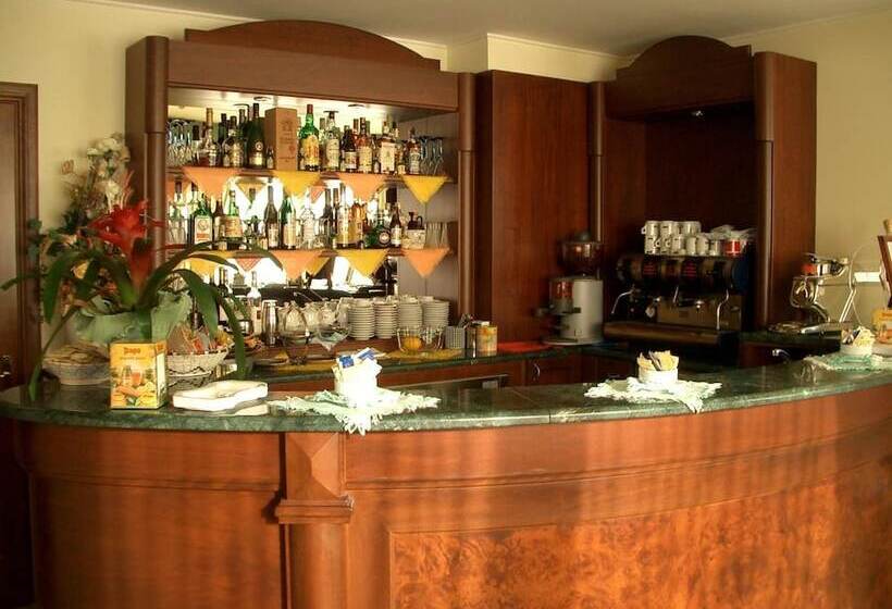 Fotos del hotel Stella 2000:  5