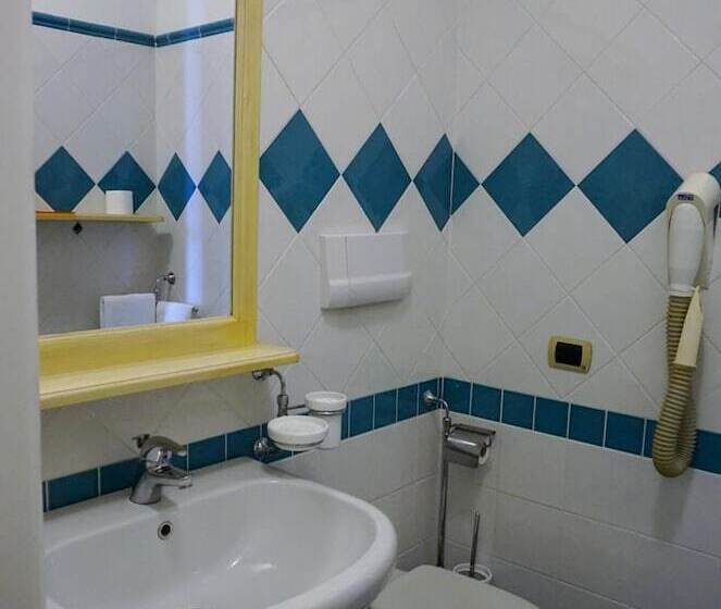 Fotos del hotel Stella 2000:  14