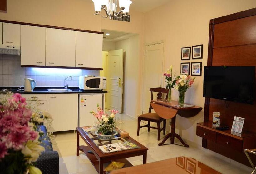 Fotos del hotel Comfort Hotel Suites:  25