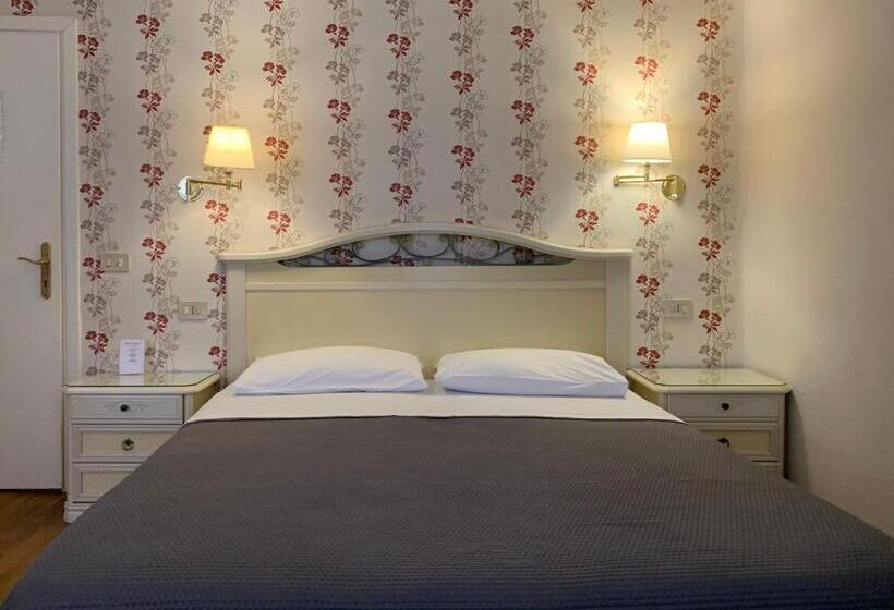 Al Campaniel Bed And Breakfast