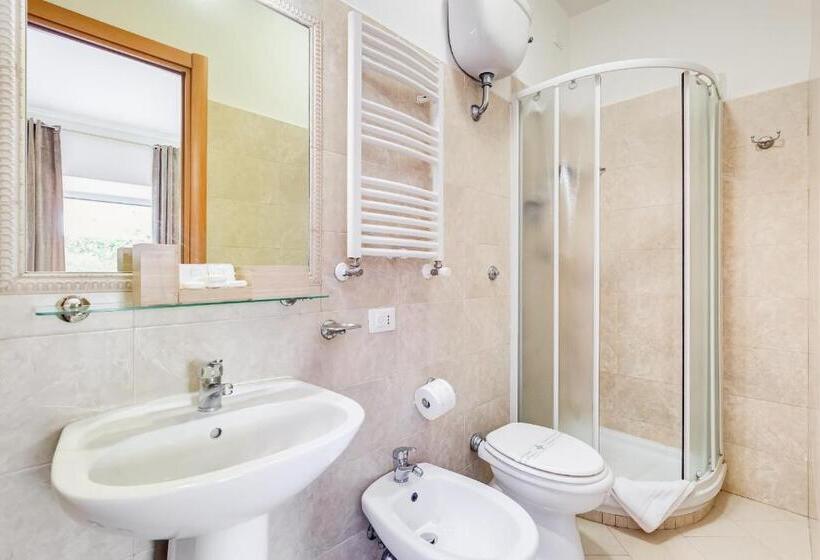 Fotos del hotel Salandra Roma Suite:  3