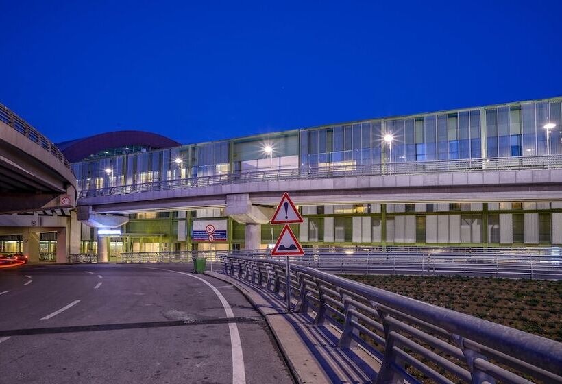 Fotos del hotel Tav Airport Hotel Izmir:  14