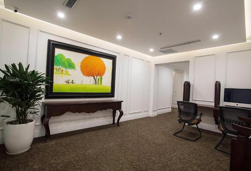 Fotos del hotel New Era  & Villa:  5