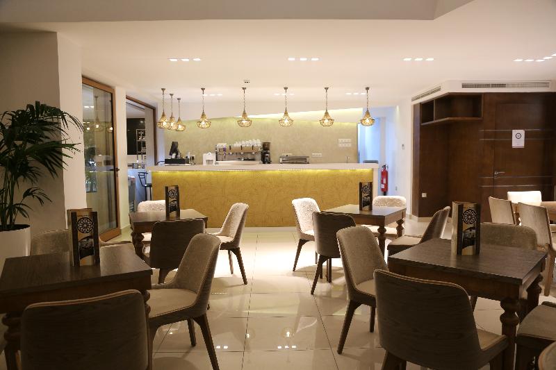 Fotos del hotel A44:  13