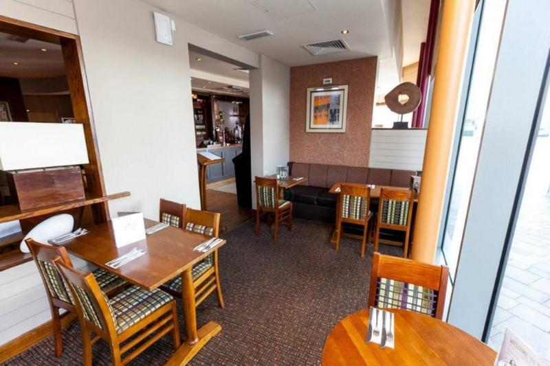 Fotos del hotel Premier Inn Belfast Titanic Quarter City Airport:  3