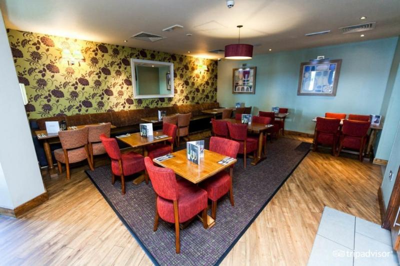 Fotos del hotel Premier Inn Belfast Titanic Quarter City Airport:  8