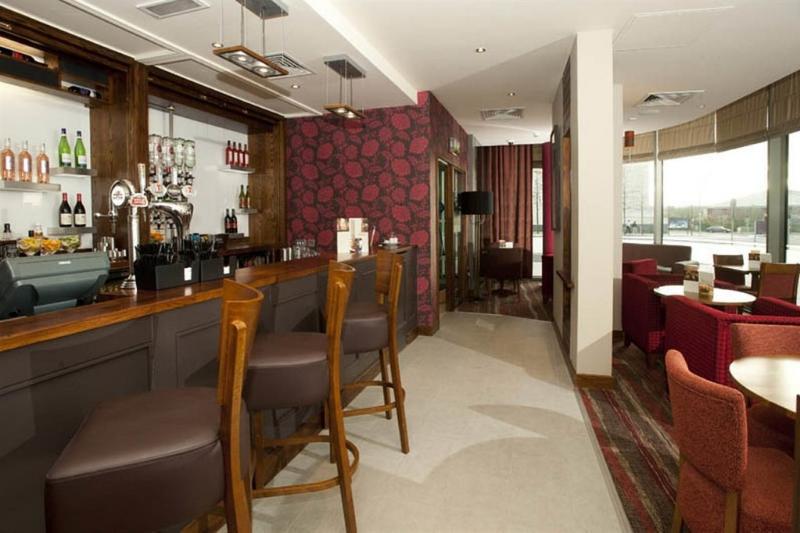 Fotos del hotel Premier Inn Belfast Titanic Quarter City Airport:  6
