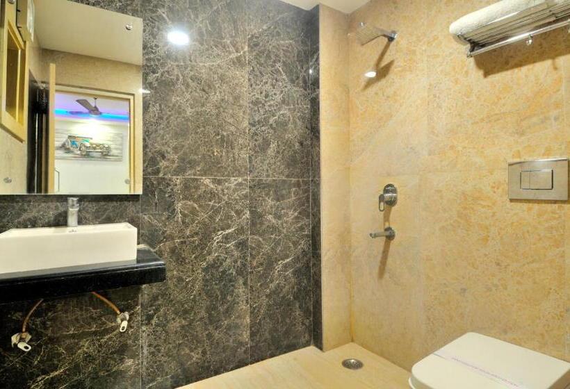 Fotos del hotel Prince Palace Deluxe By Check In Room:  4