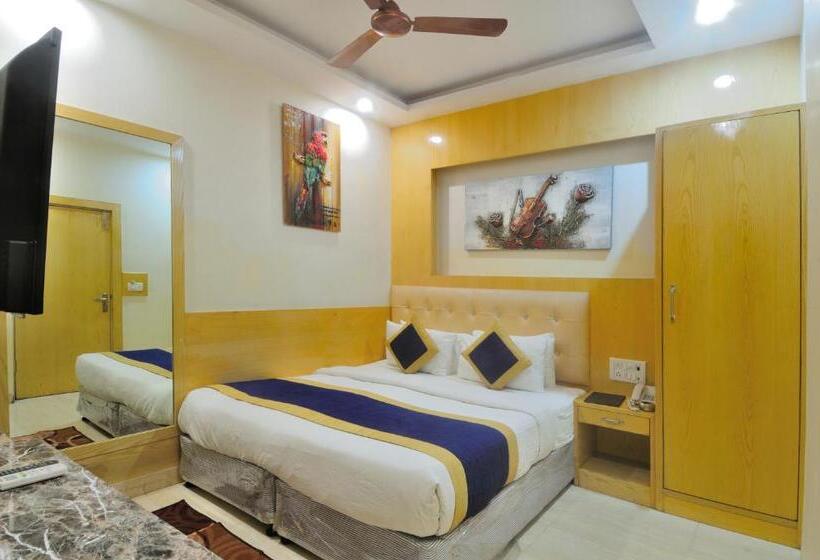 Fotos del hotel Prince Palace Deluxe By Check In Room:  16