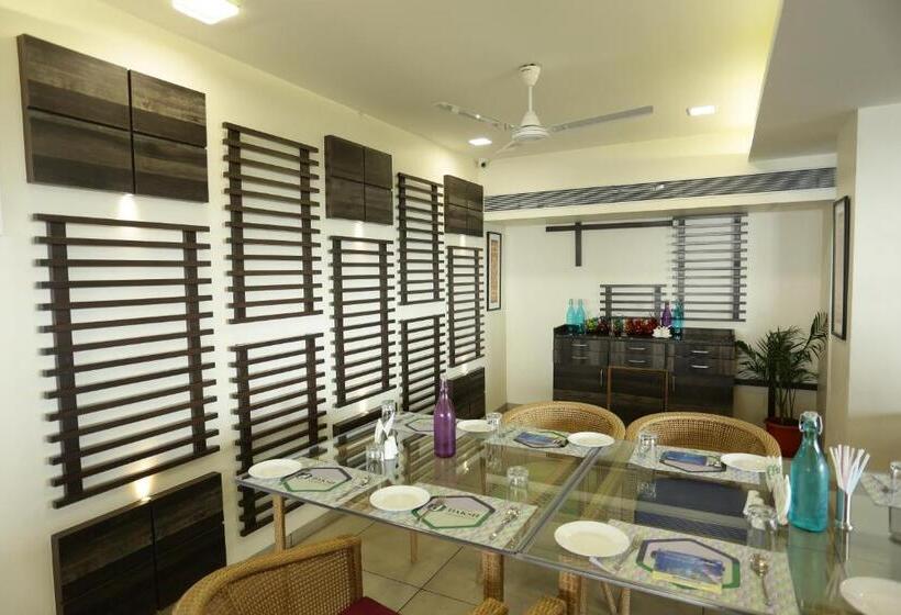 Fotos del hotel Treebo Trend Daksh Residency:  25