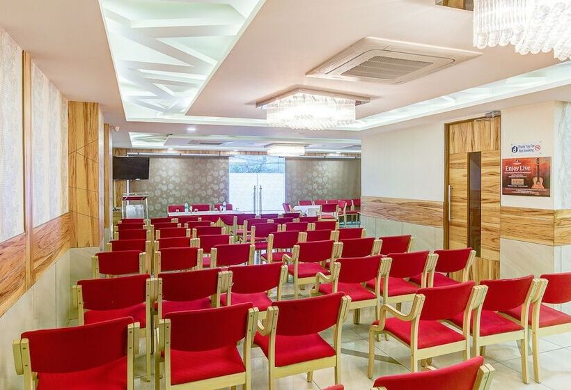 Fotos del hotel Treebo Trend Daksh Residency:  12