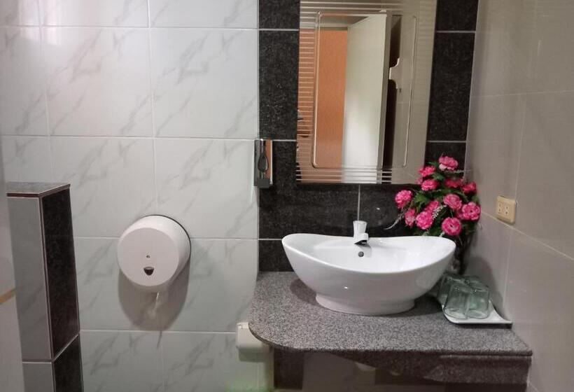 Fotos del hotel Malapascua Garden Resort:  11