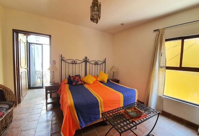 Fotos del hotel Al Son De Los Santos:  18