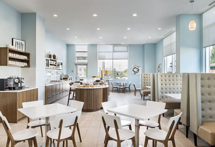 Fotos del hotel Element Calgary Airport:  8