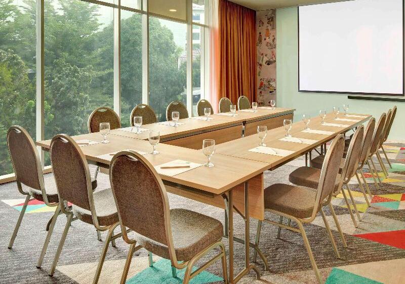 Fotos del hotel Ibis Styles Makassar Sam Ratulangi:  7