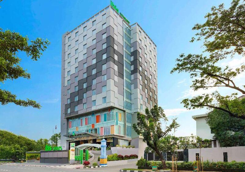 Ibis Styles Makassar Sam Ratulangi