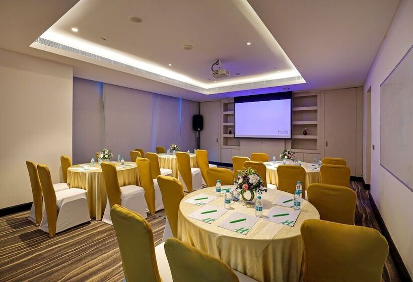 Fotos del hotel Holiday Inn Chennai Omr It Expressway, An Ihg:  12