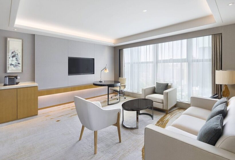 Fotos del hotel Courtyard By Marriott Zhengzhou East:  21