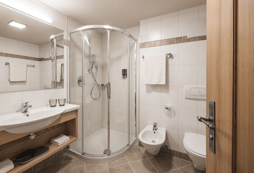 Fotos del hotel Stegerdellai:  10