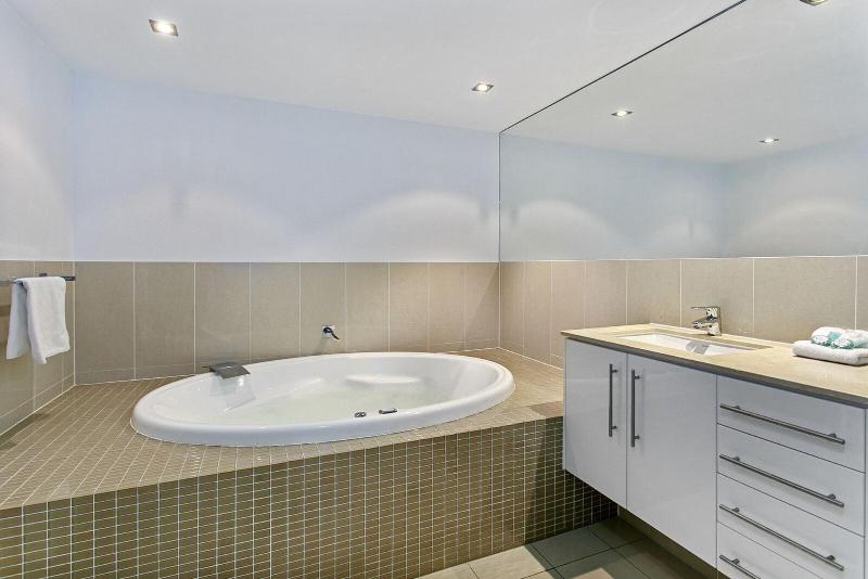 Fotos del hotel Proximity Waterfront Apartments:  10