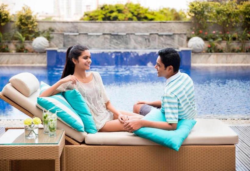 Fotos del hotel Courtyard By Marriott Bengaluru Outer Ring Road:  15